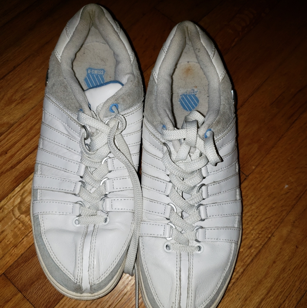 Women's kswiss size 9